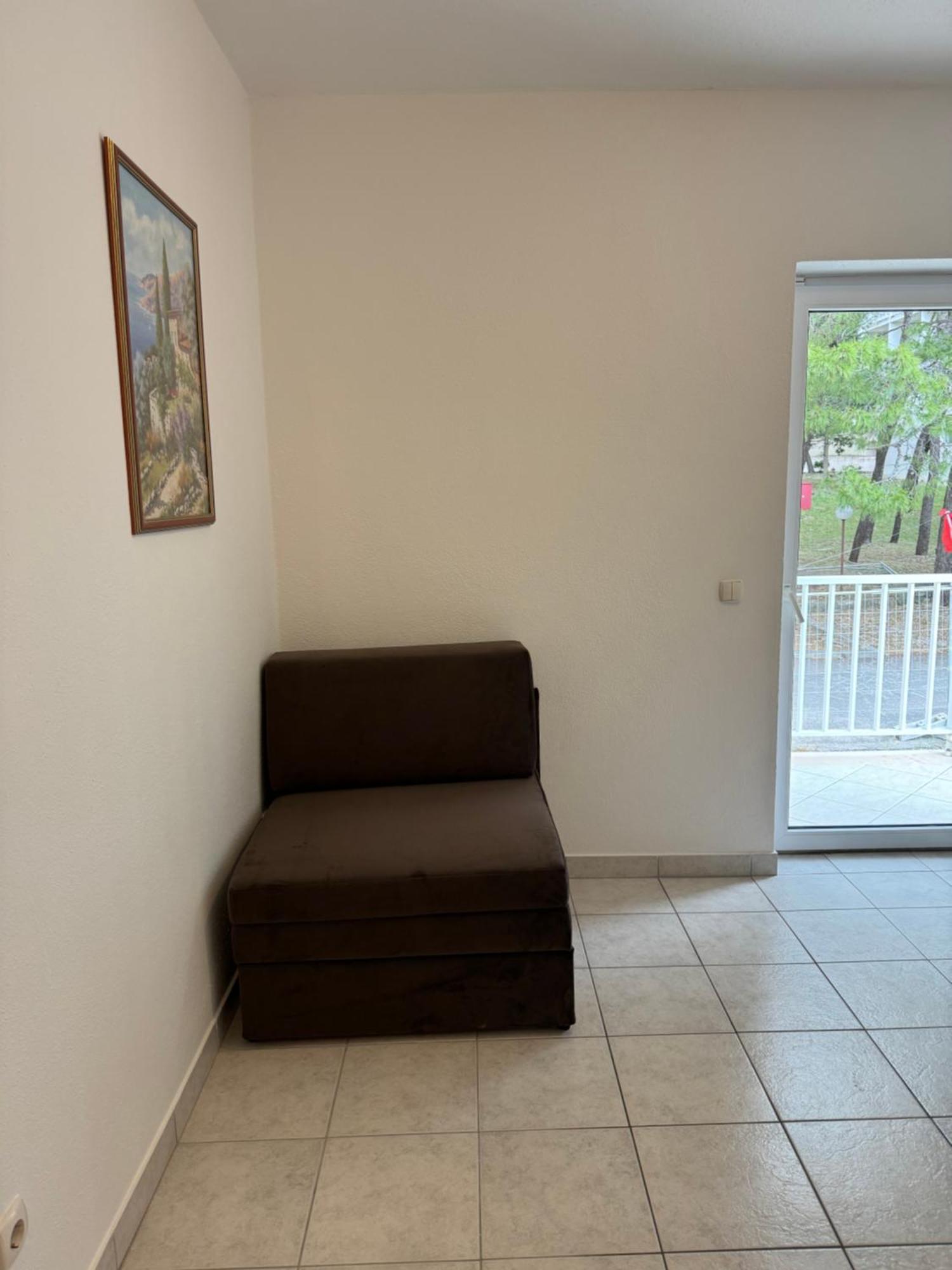 House 100M From The Beach With Free Parking And Breakfast Baška Voda Esterno foto